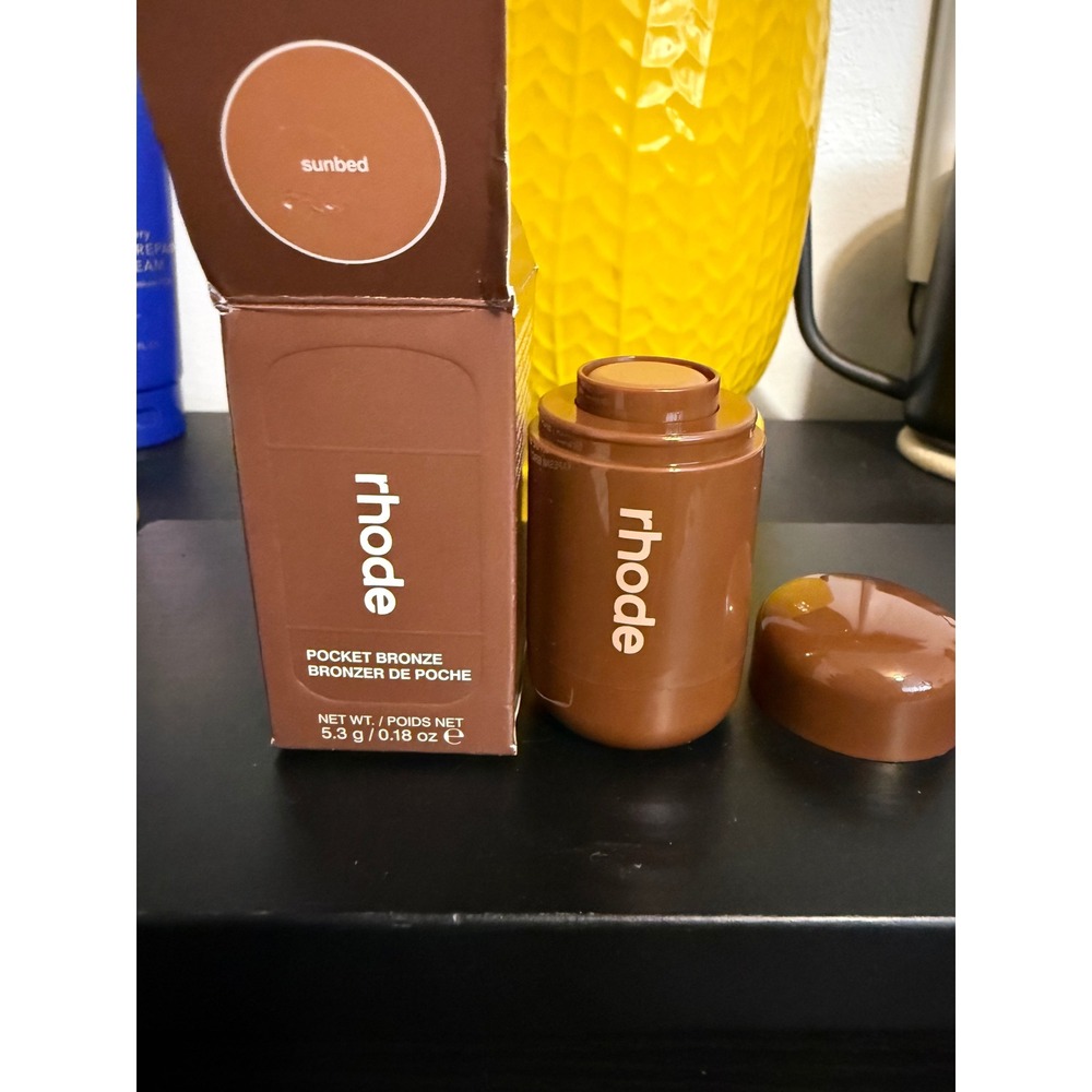 Rhode Pocket Bronze authentic Sunbed Cream Bronzer Stick 5.3g New in box - Picture 2 of 4